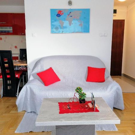 Good Host Apartment Баня Лука Екстериор снимка
